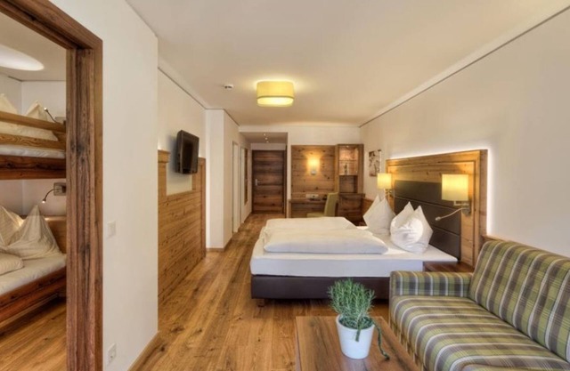 Family room "Engelsraum" - 4-6 nights W - Hotel Nesslerhof