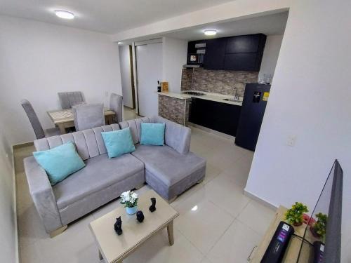 Family space, 20 minutes to the stadium