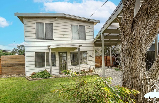 Family Tidez, Sandy Point