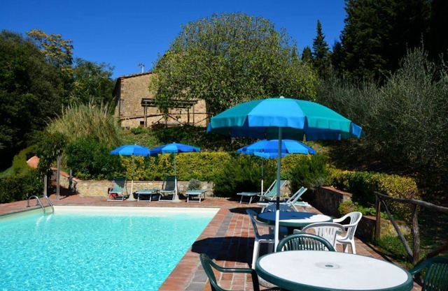 Villa familiar y piscina privada para 8 a poca distancia de Radicondoli