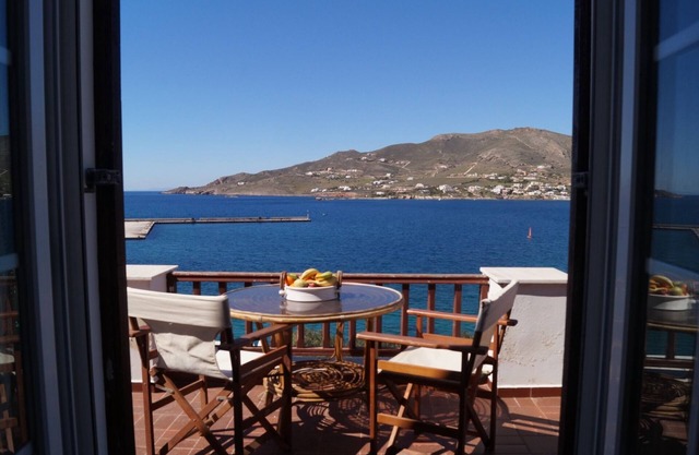 Villa familiar junto al mar en una zona tranquila. Impresionante puesta de sol y vistas al mar edad !!