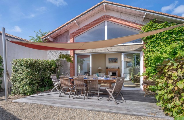 Villa familiar para 11 personas a 300 m del mar