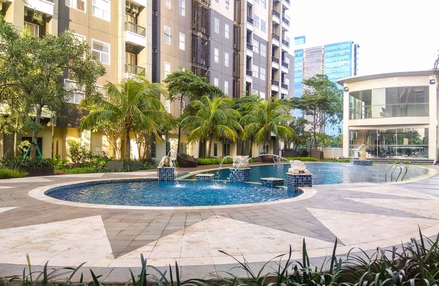 Fancy and Nice 1BR Apartment at Silkwood Residence
