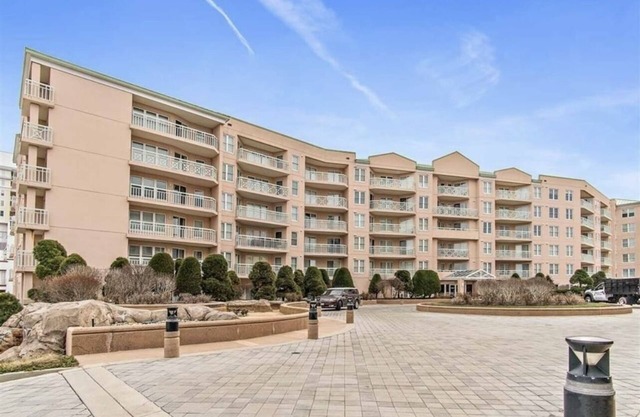 Fantastic 2 Bedroom Unit