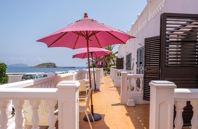 Fantástico apartamento junto al mar con aire acondicionado, Wi-Fi, piscina y terraza