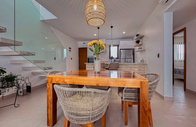 Fantastic Beach Penthouse With Rooftop BBQ