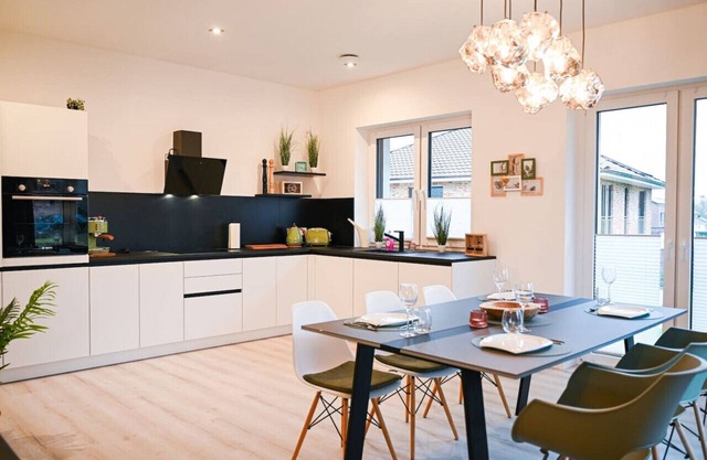 Fantastic residence with balcony, parking & WLAN