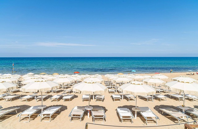 Alojamiento de 6 habitaciones en Senigallia