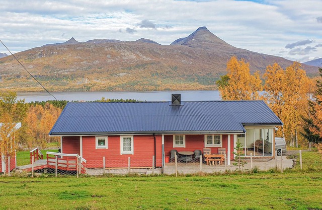 Alojamiento de 3 habitaciones en Øverbygd