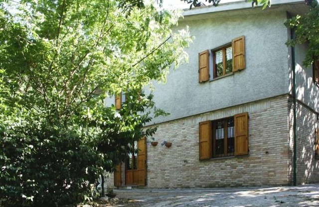 Casa rural en Fano con piscina y vistas al mar