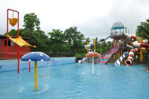 Farm Regency