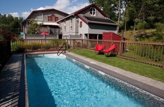 1K sf APT, Pool, Garlic Fest. 31/8, Food Truck Fest. 14/09/15, Freshgrass 20/09/22