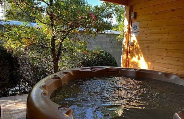 Granja en las Ardenas con piscina y bañera de hidromasaje