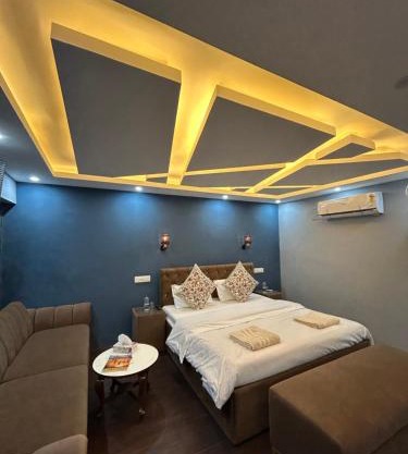 Farmhouse - A Luxury Living