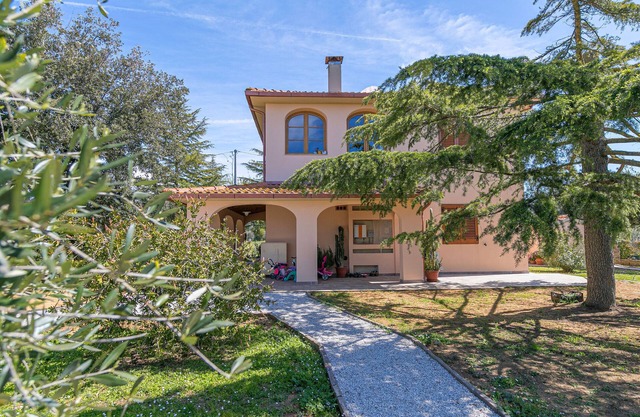 Agroturismo 'Al Posto Giusto - Sole' con jardín privado, Wi-Fi y aire acondicionado