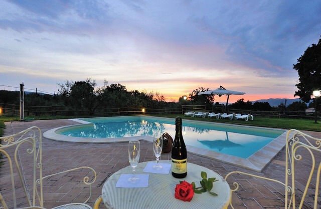 Casale Storico Xvii Sec - Tulipano' con vistas a la montaña y piscina compartida