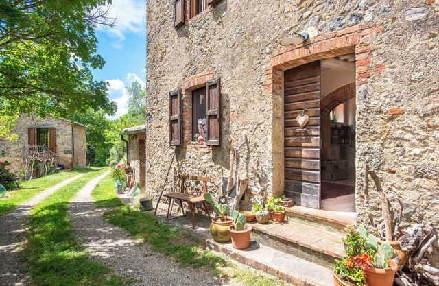 Casa rural 'Casa Luna' con piscina infinita de agua salada compartida, terraza privada y wifi