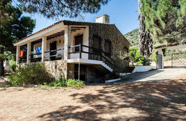Casa rural 'Costa Del Sud - Villa Indipendente' con piscina y jardín compartidos