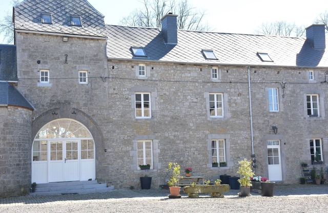 Casa de campo Ouffet con chimenea