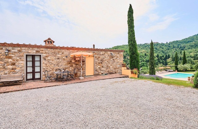 Casa rural en Chianti con piscina y jardín