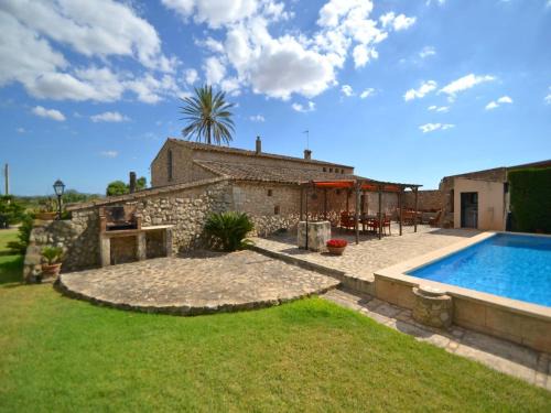 Farmhouse in Mallorca with Pool & Views