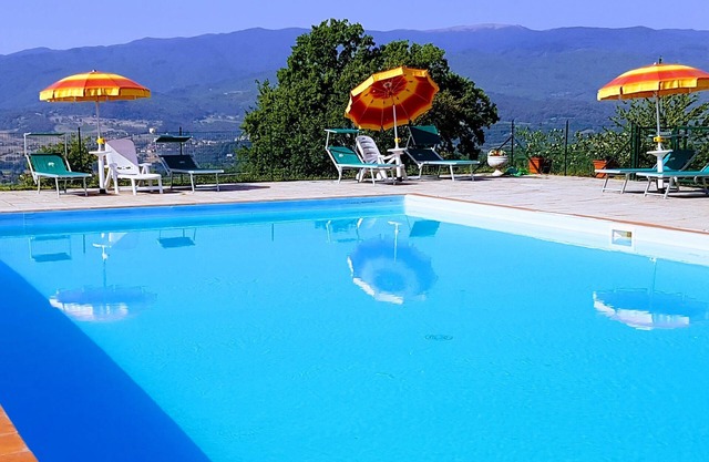 Espléndido cortijo con piscina y bañera de burbuj