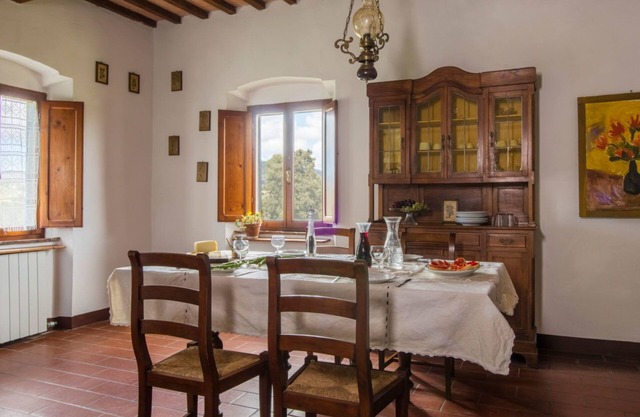 Farmhouse in the hills with swimming pool and restaurant near the sea and art cities