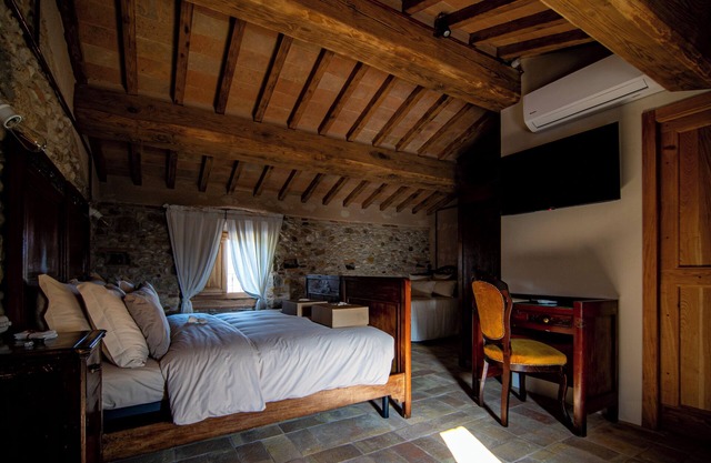 Farmhouse Podere Tovari
