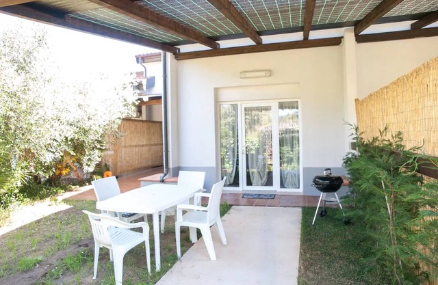 Casa rural 'Trilocale Vicino Al Mare' con jardín privado, Wi-Fi y aire acondicionado