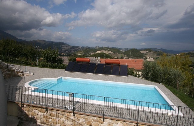 Pintoresca casa de vacaciones en Cagli con terraza