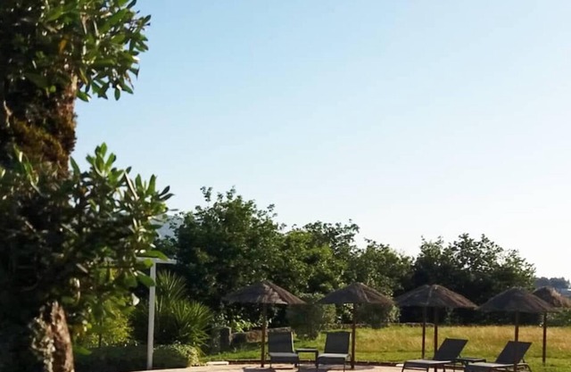 Casa de campo con piscina, vistas a la montaña, excelente exposición al sol