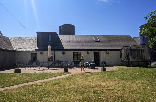 Farmyard Cottage