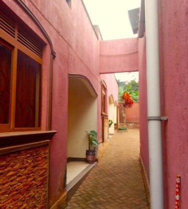 Favent Apartments