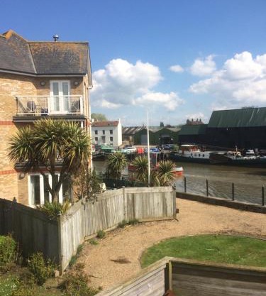 Faversham Creekside Bed and Breakfast