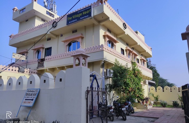 SENTIRSE COMO UNA CASA EN RANTHAMBHORE
