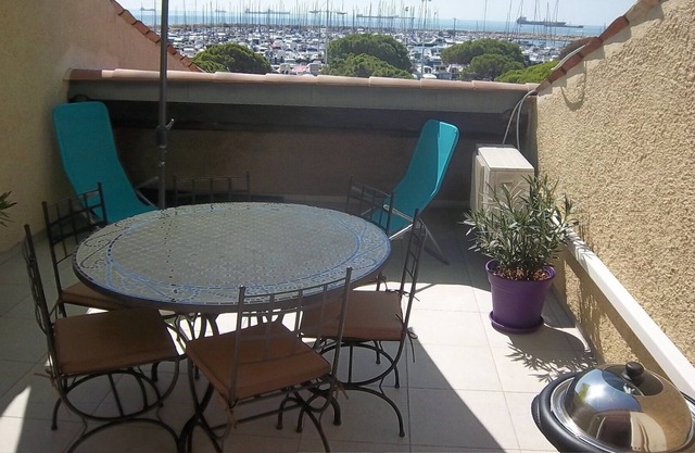 LA LÍNEA DE PLAYA DE 100M CON TERRAZA 19 M² + MAR