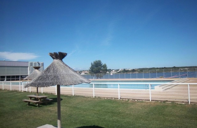 PIES EN EL AGUA A 100M DE LA PLAYA CON TERRAZA DE 19 M² + VISTA AL MAR