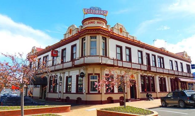 Feilding Hotel