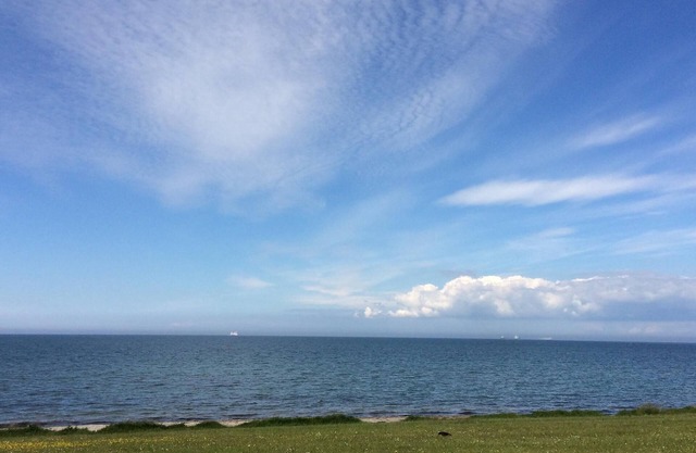 Feldblick vacation apartment with balcony in the Op de Wei apartment house on Fehmarn