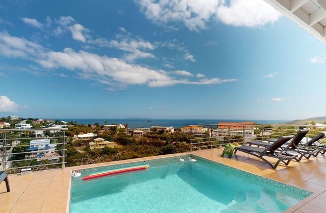 Cozy Villa in St. Maarten
