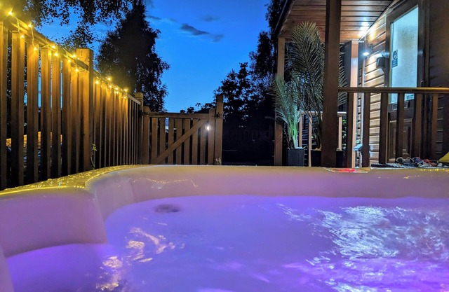 Felmoor Northumberland Lodge - Sleeps 4, Hot Tub