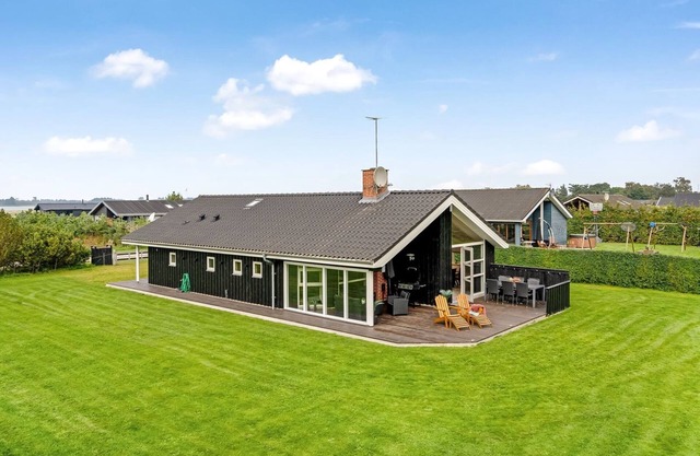 "Femke" - 250m to the inlet by Interhome