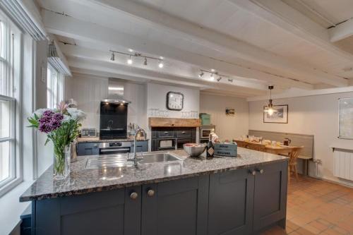 Fenay Cottage