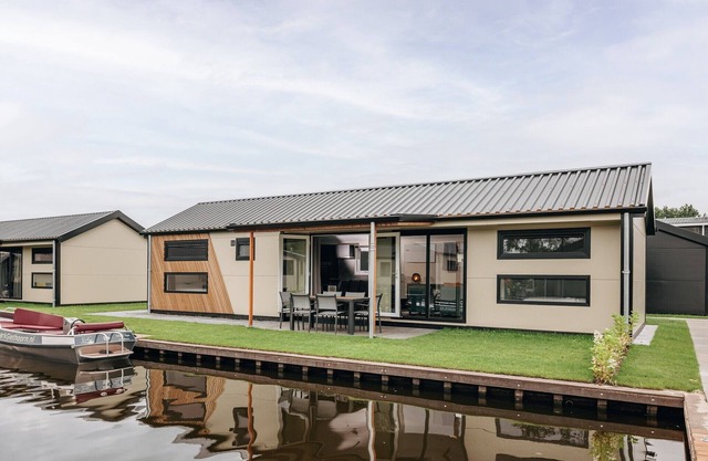 Chalet ideal para niños con aire acondicionado y balandra