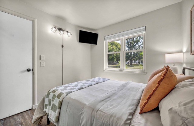 Fenced & Pet-Friendly! Modern 2BR Retreat! CLE-BW