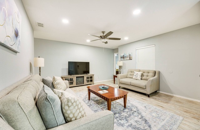 Fenced Yard & Grill: San Juan Vacation Rental!