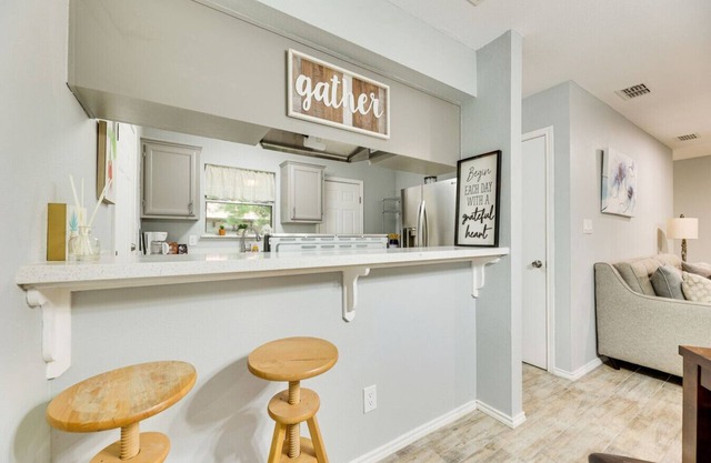 Fenced Yard & Grill: San Juan Vacation Rental