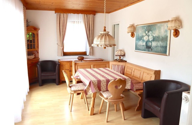 Ferienhaus 16-f Haus Hoher Ifen - Südlage mit Alpinem Flair - Ferienhäuser im Feriendorf Weissensee
