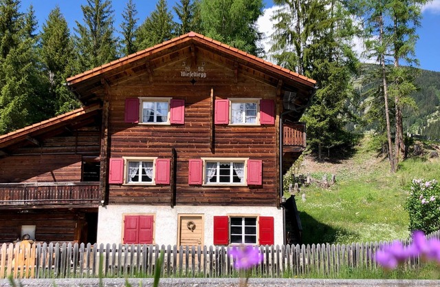 Ferienhaus für 6 Gäste mit 100m² in Langwies