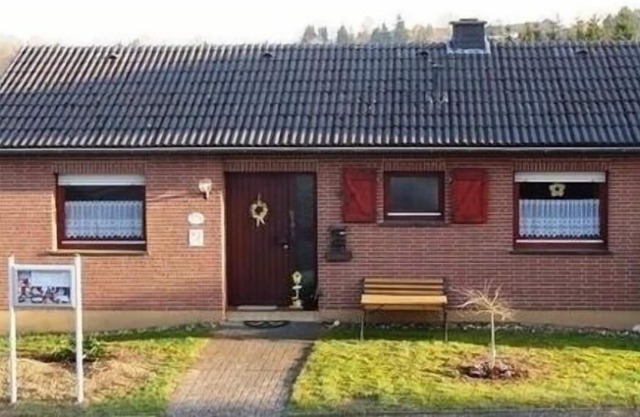Ferienhaus für 6 Gäste mit 125m² in Esch
